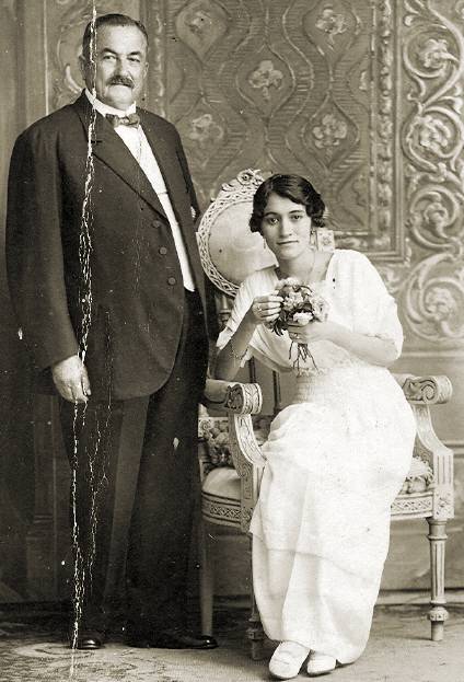 Nicolás Martínez Cabaleiro coa súa filla maior, Habana 1915 (2)