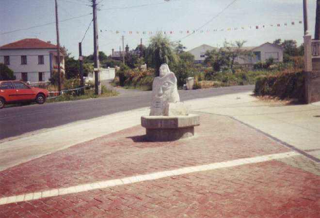 Monumento ao emigrante