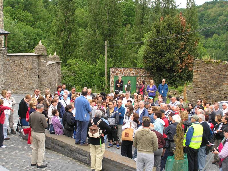 Triacastela A Samos 100529 RVA 004