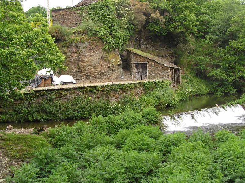 Triacastela A Samos 100529 RVA 042