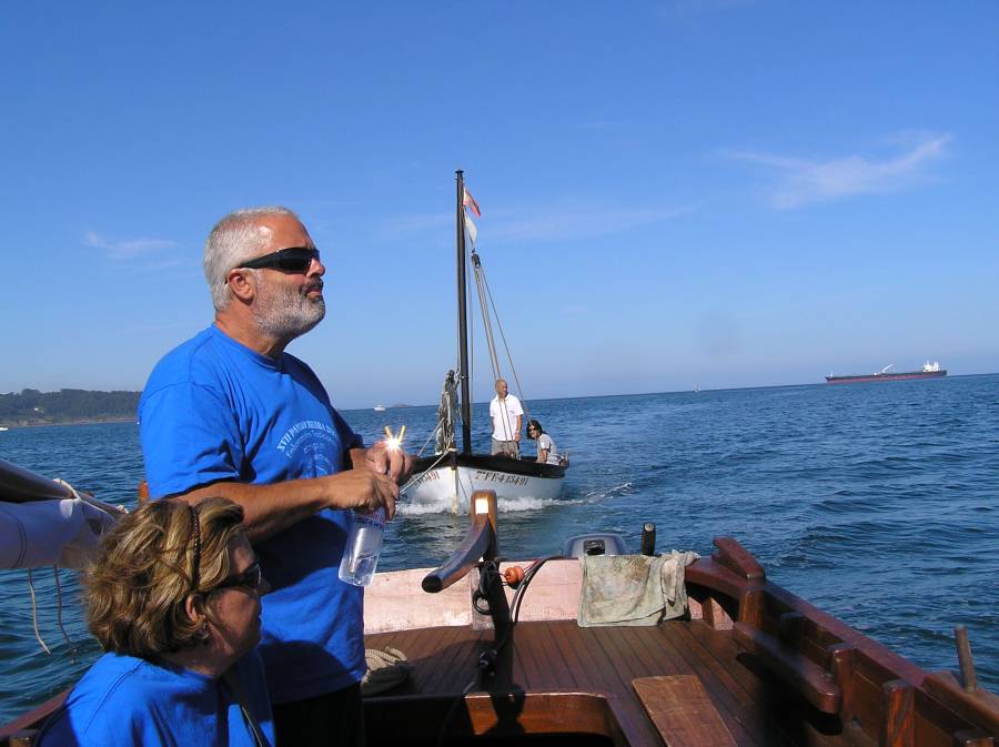 Vela Tradicional 2010 A011