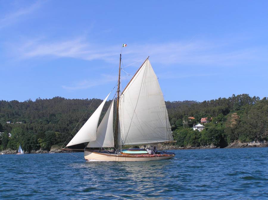 Vela Tradicional 2010 B036