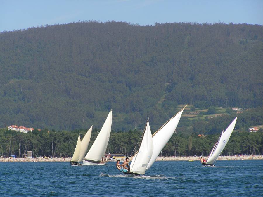 Vela Tradicional 2010 B049