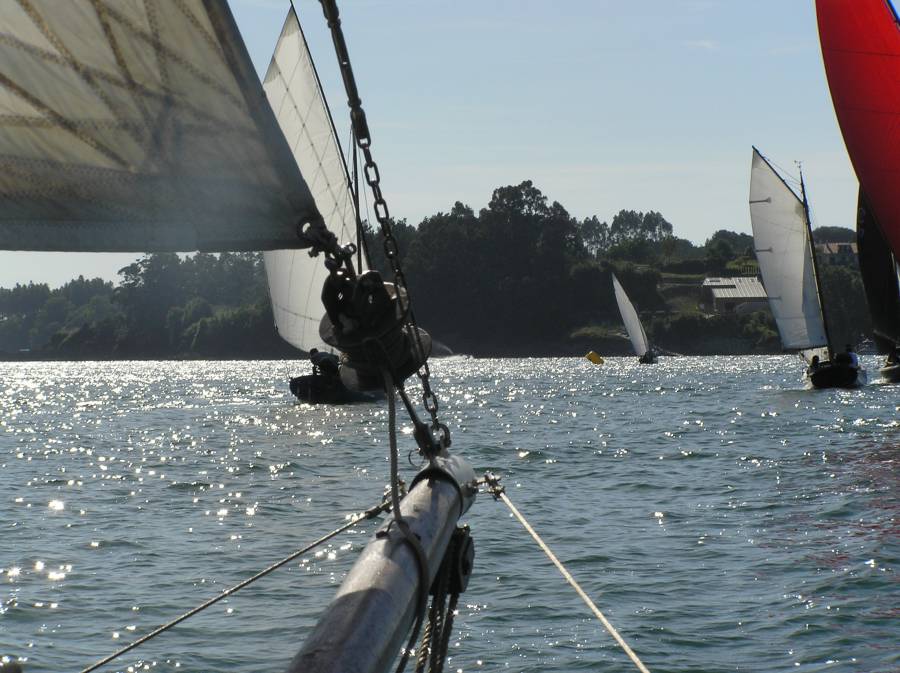 Vela Tradicional 2010 B077