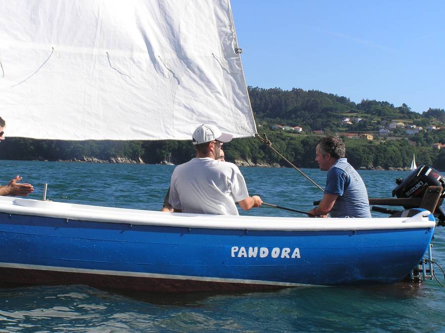 Vela Tradicional 2010 B082