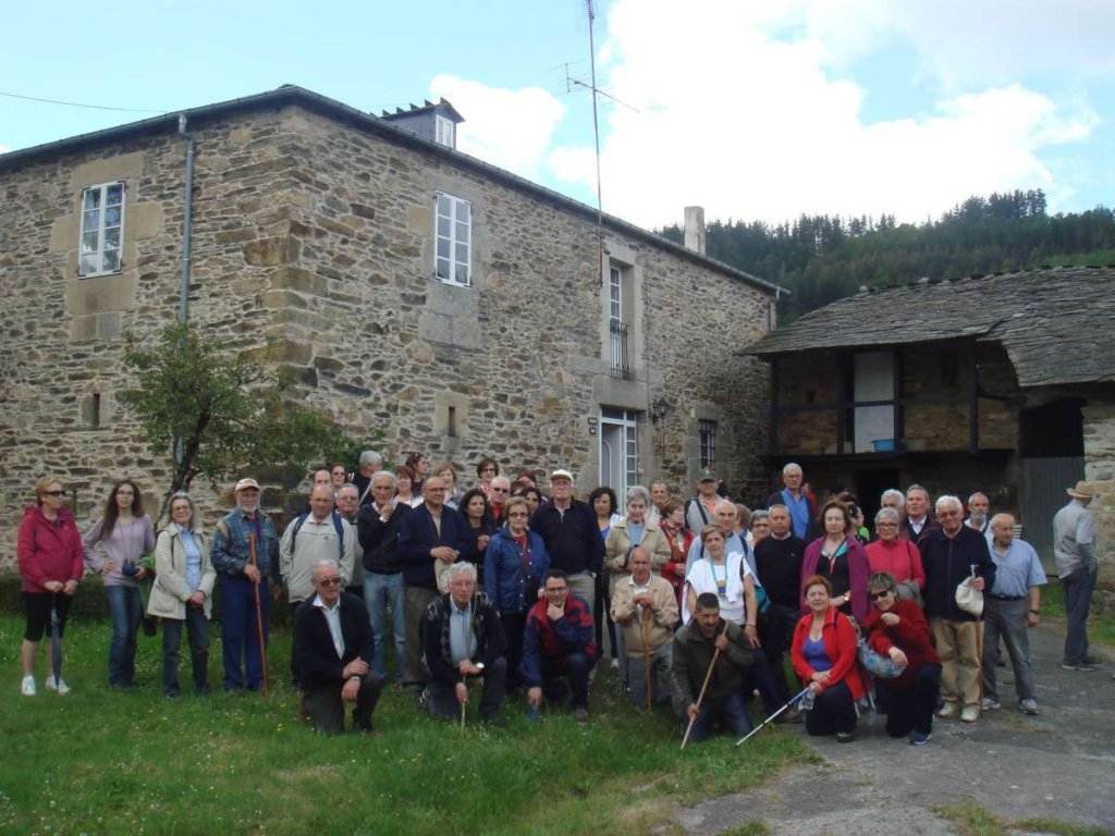 Diante da casa de Cantiz