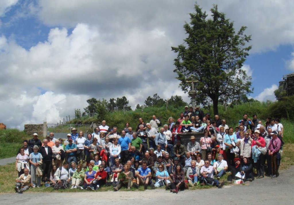 Diante do Pausadoiro e Cruceiro de Fur