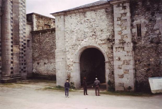 Monfero. Mosteiro de Monfero 11