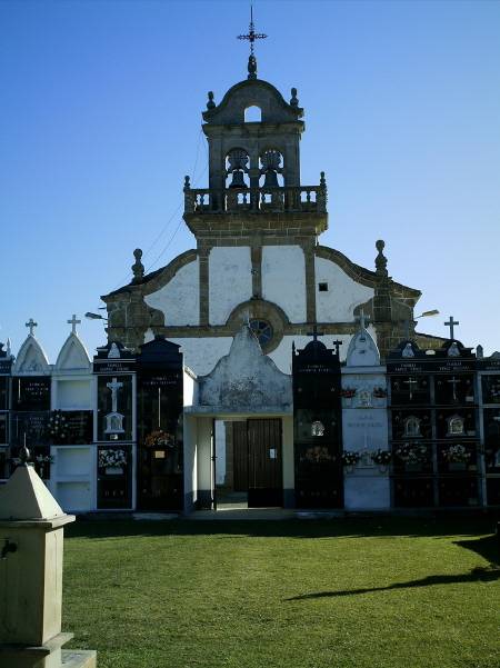 Narón. Igrexa do Val