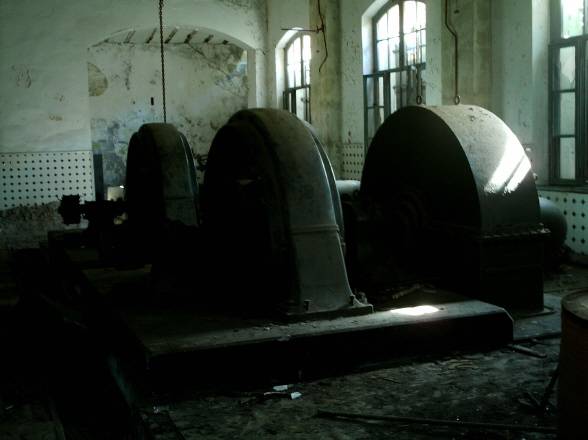 A Capela. Antiga Central do Eume 2