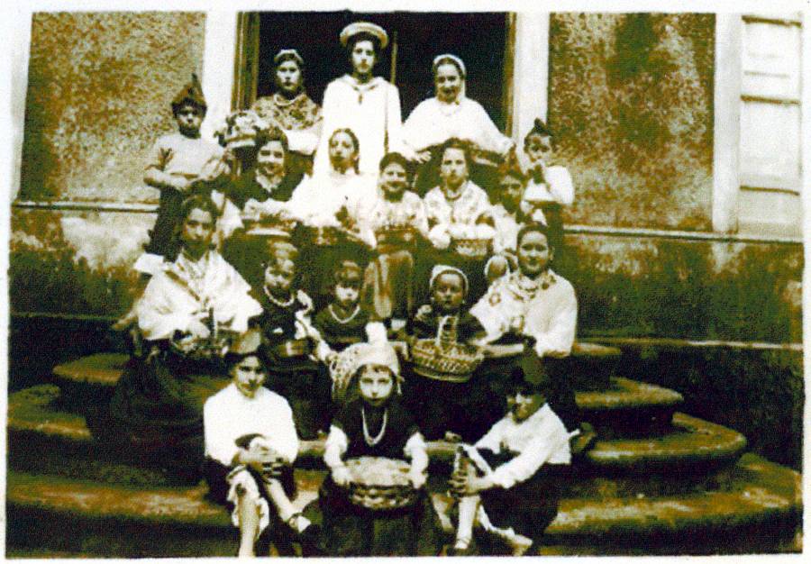 Grupo da Escola de Nenas (Ano??)