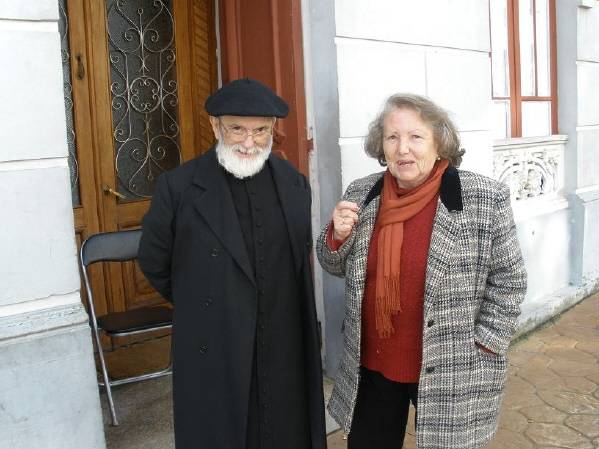 Tuto Vázquez (Don Crisanto) con Carmela no Pedregal