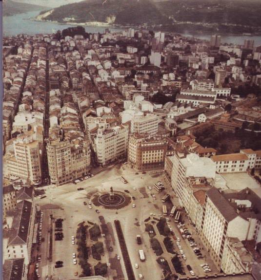 Ferrol. Praza de España e barrio da Magdalena (1975)