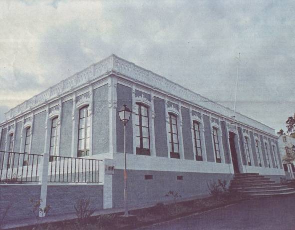 A Escola de Caamouco