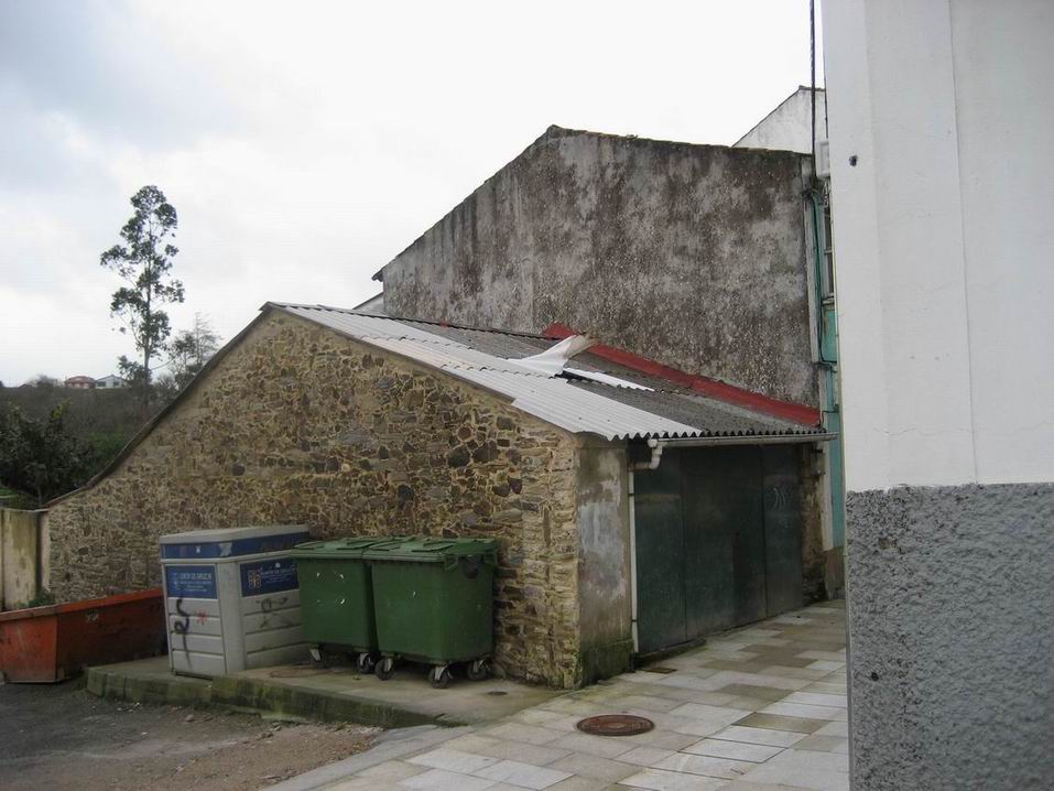 Na entrada ao aparcadoiro Redes