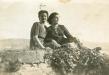 Amigas nas ameas do castelo. Anos 40